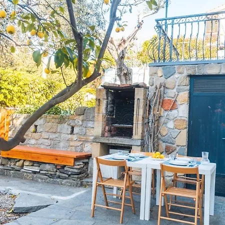 Lemon Apartment With Garden And Sea View By Wonderful Italy Bordighera Exterior photo